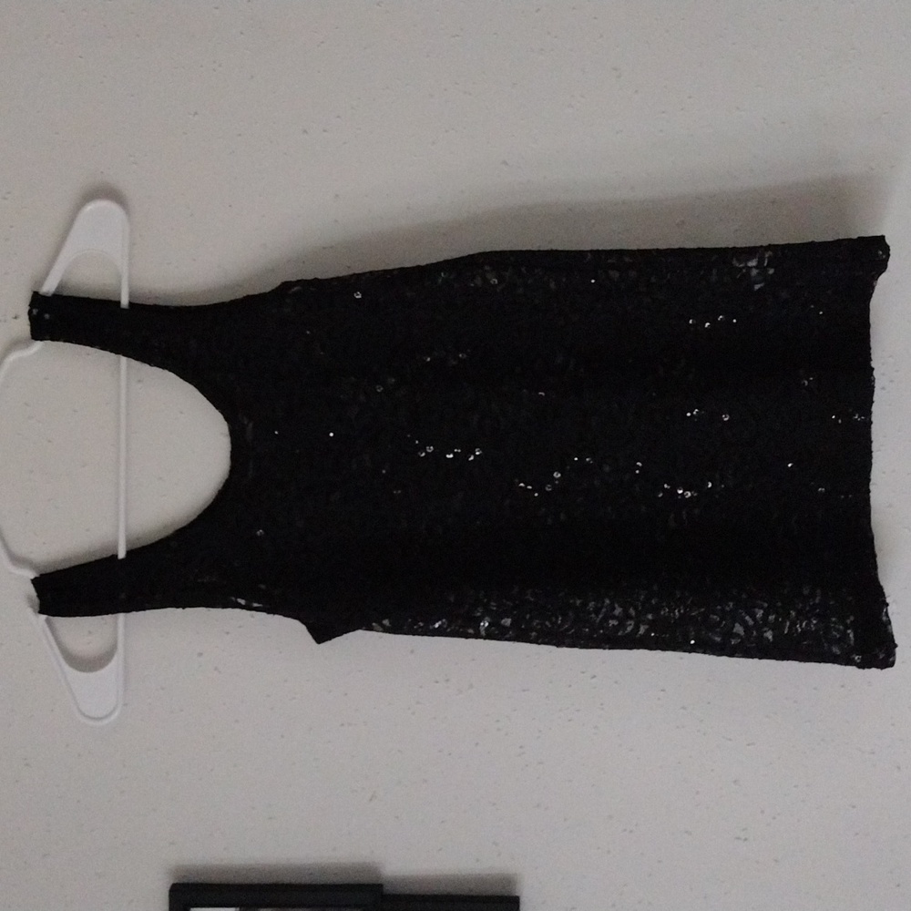 BKE black tank top size small